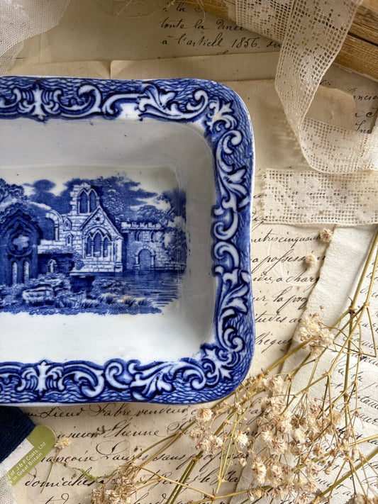 Vintage Blue & White Shredded Wheat Dish
