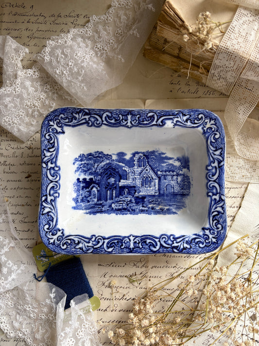 Vintage Blue & White Shredded Wheat Dish