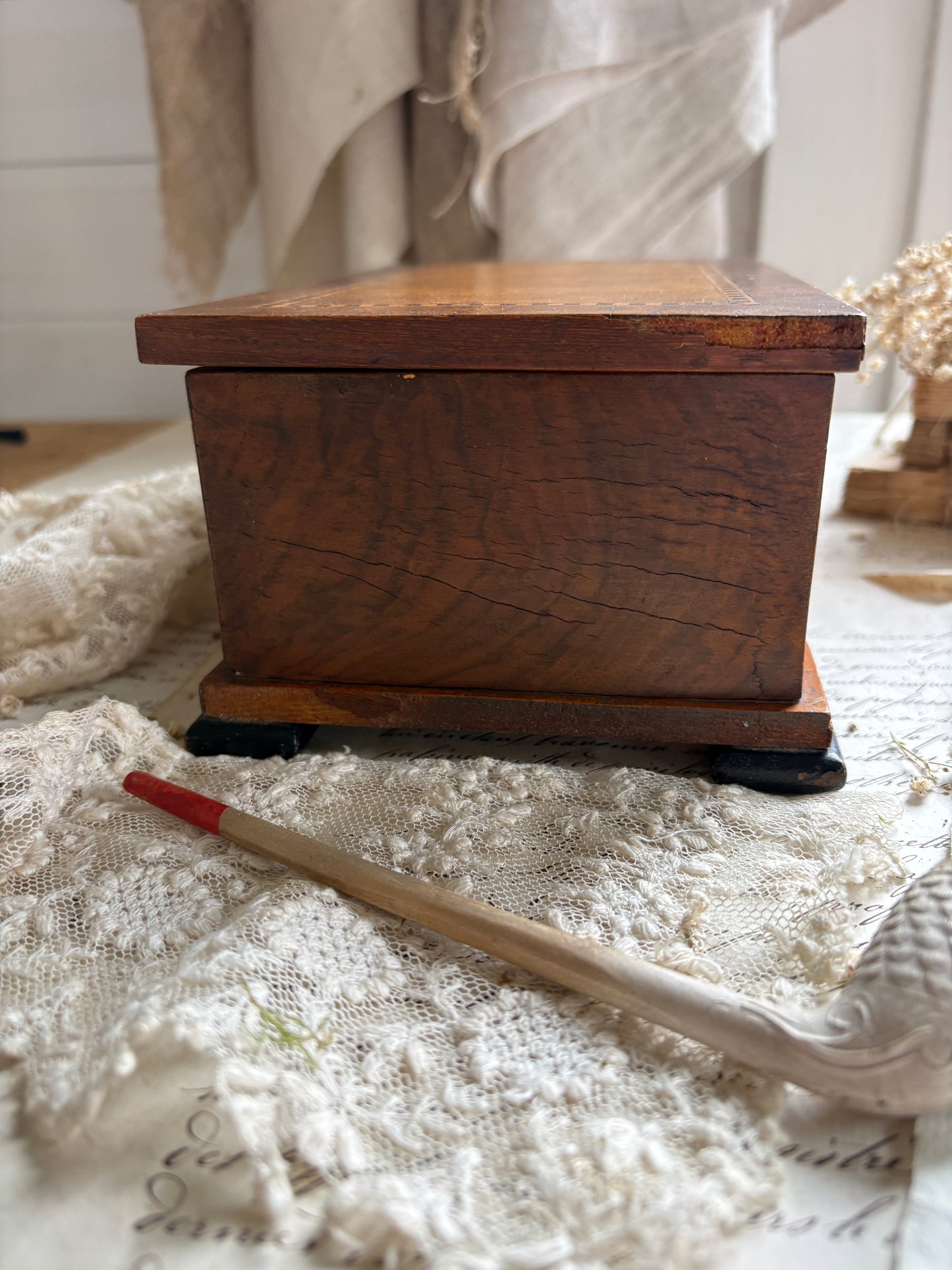 Rare 1930s Art Deco Cantilever Cigarette Dispenser Box