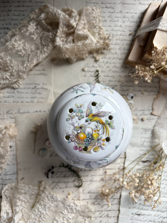 Woods of Windsor Pot Pourri Jar