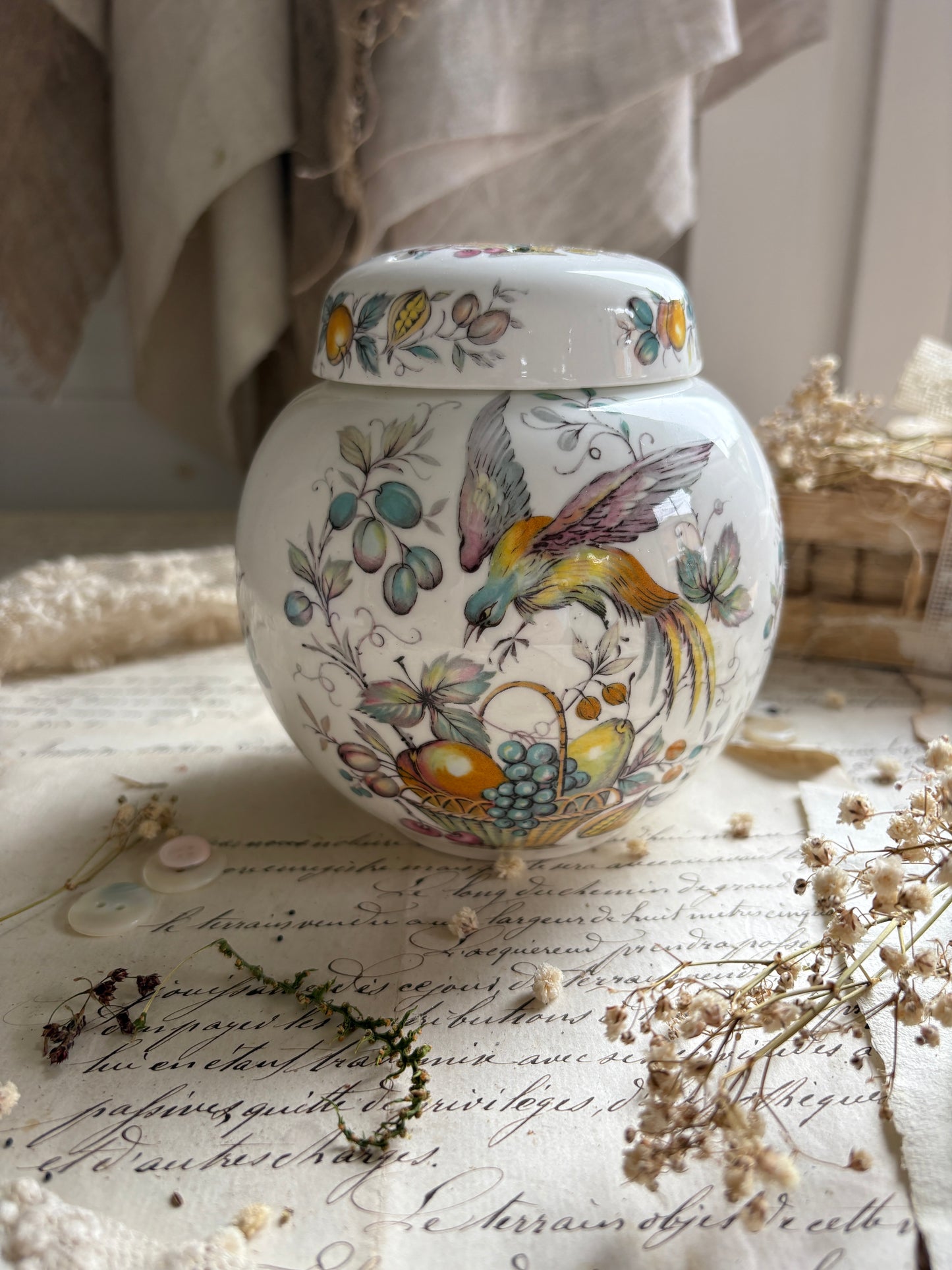 Woods of Windsor Pot Pourri Jar