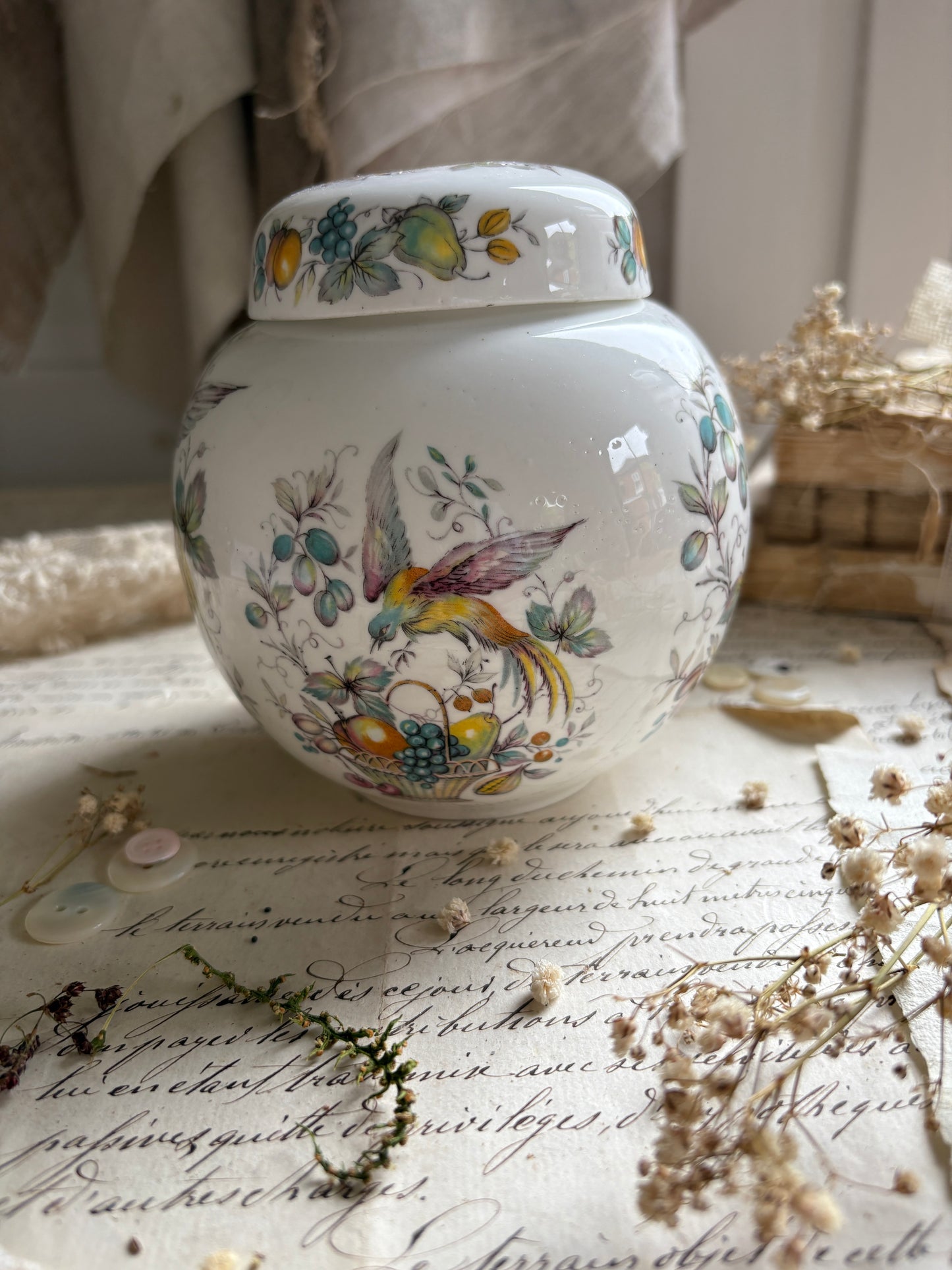 Woods of Windsor Pot Pourri Jar