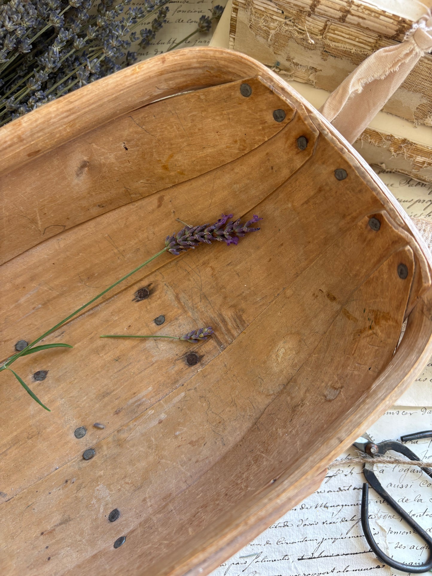 Vintage Traditional Wooden Garden Trug