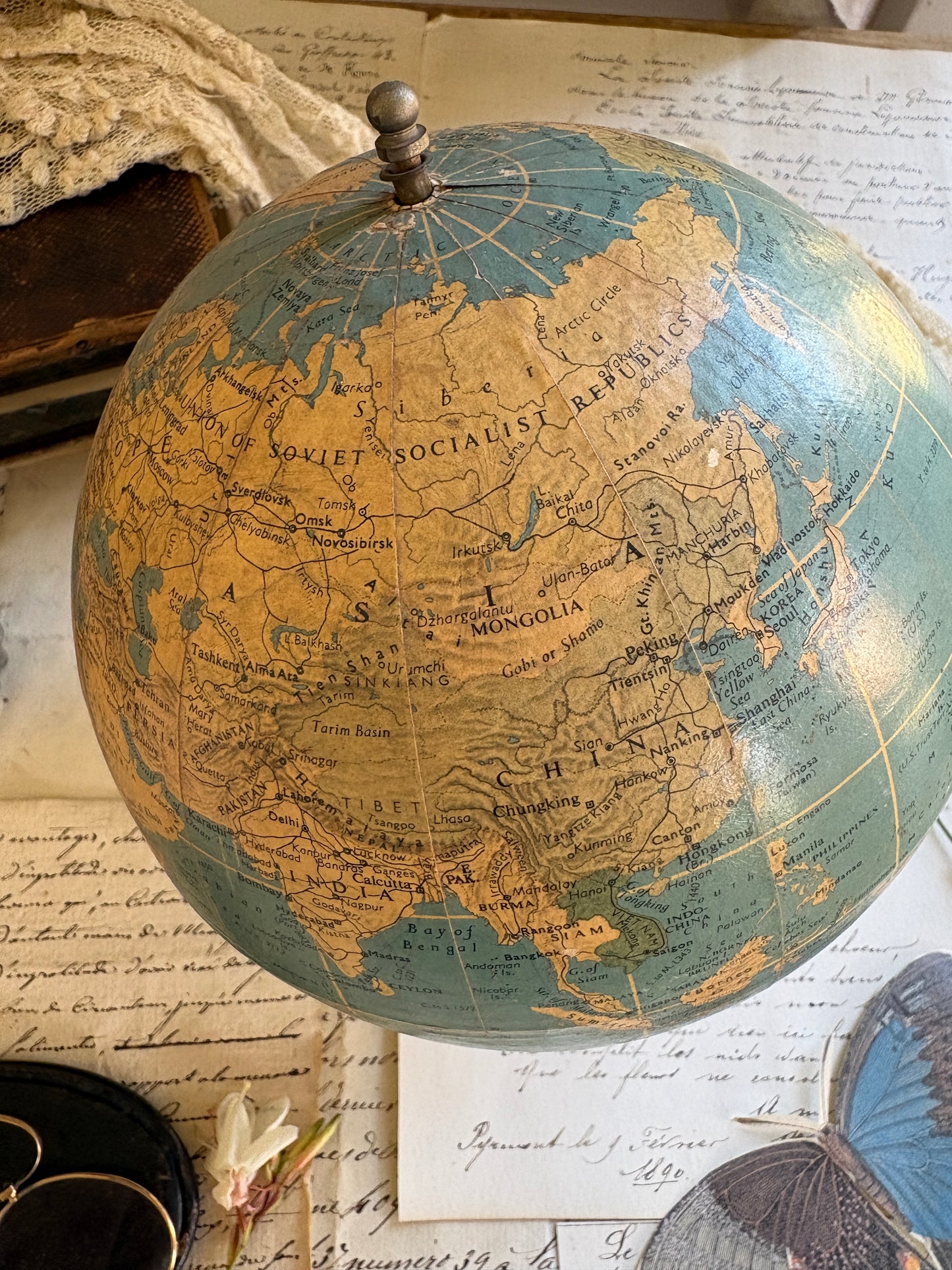 Vintage 1950s Philips London Library Globe