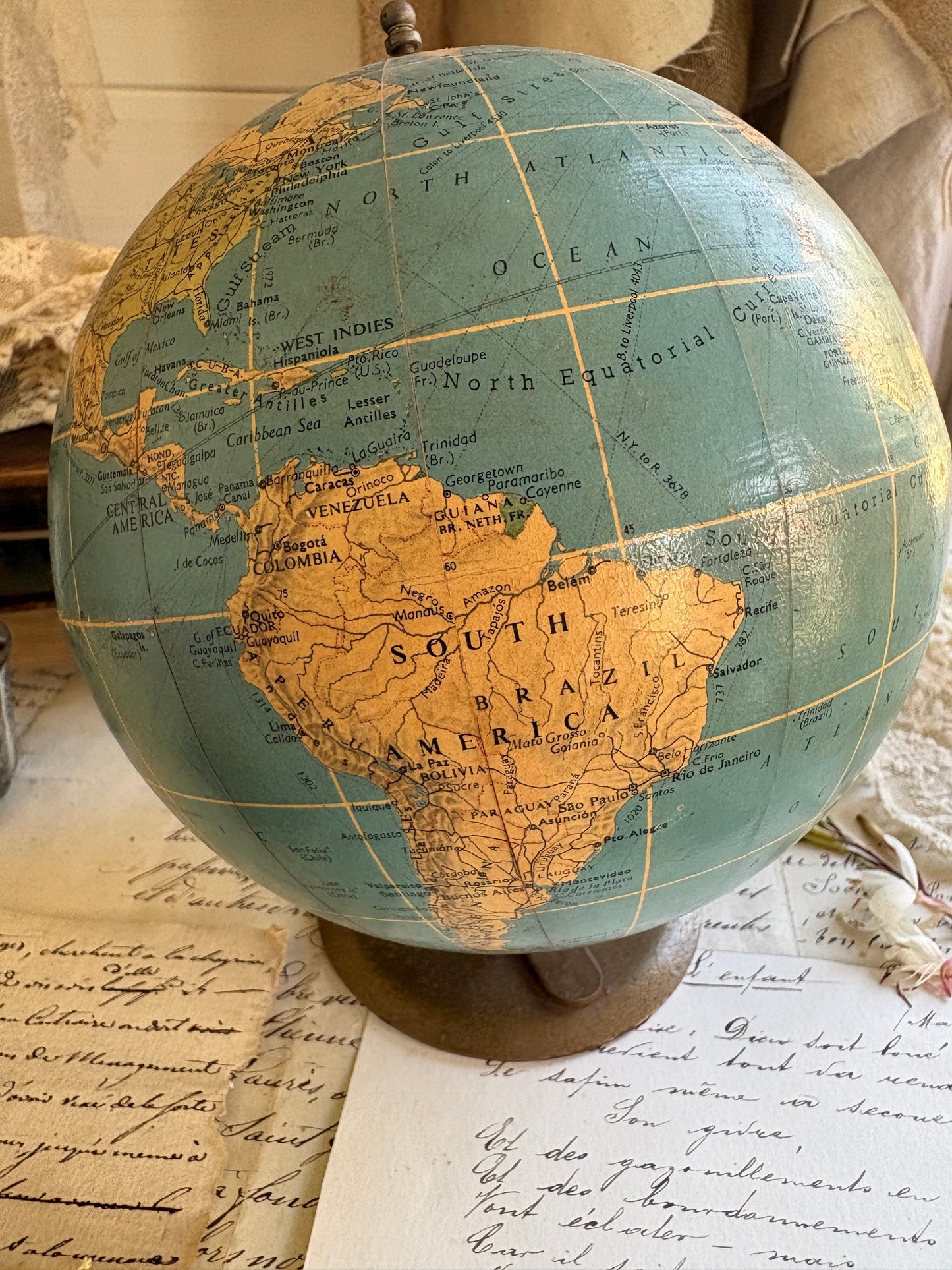 Vintage 1950s Philips London Library Globe