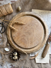 Load image into Gallery viewer, Rustic Vintage Bread Board
