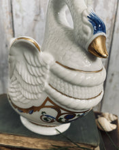 Load image into Gallery viewer, Vintage Swan Gravy Boat
