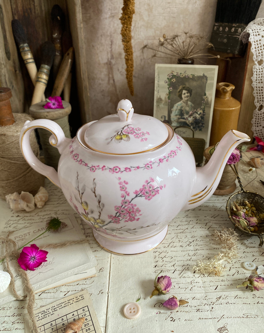 vintage royal tuscan pink teapot