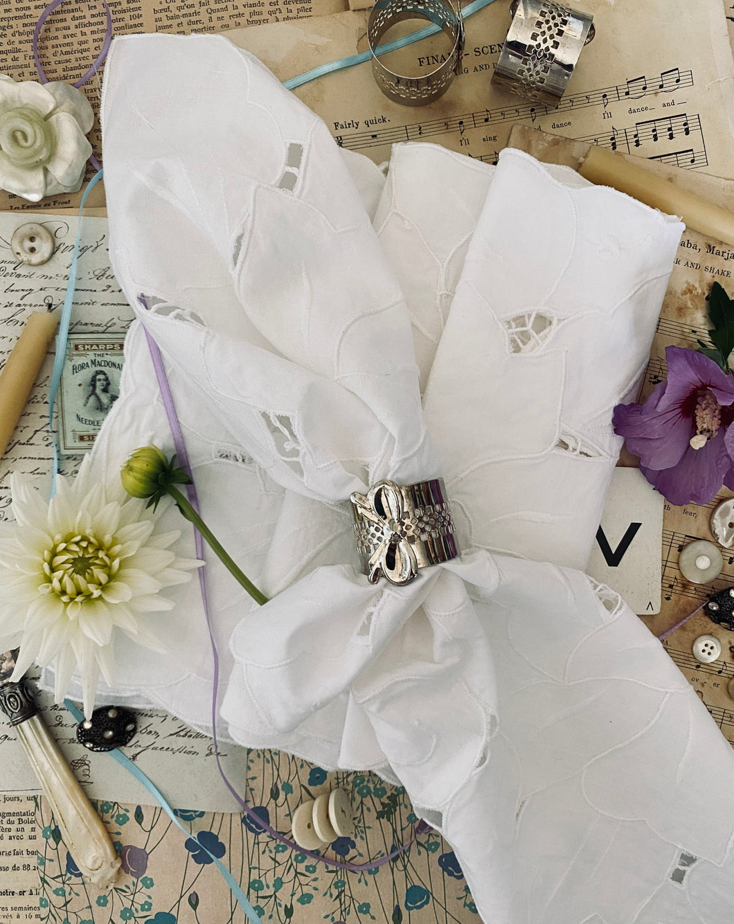 white vintage flower motif napkins